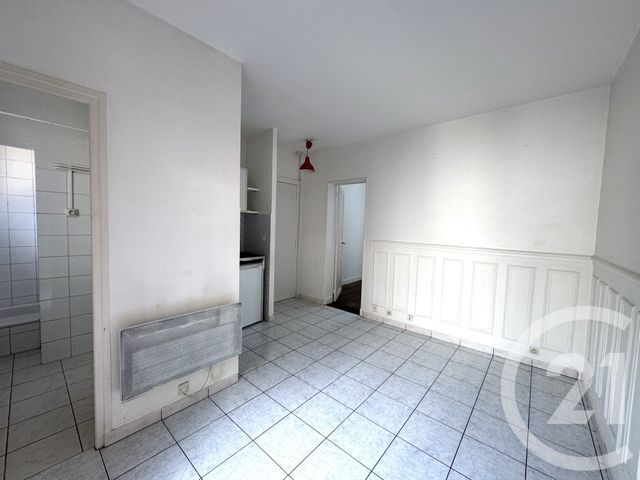 Appartement F2 &agrave; louer - 2 pi&egrave;ces - 26,75 m2 - Puteaux - 92 - ILE-DE-FRANCE