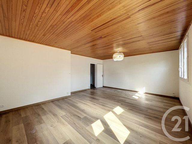 Appartement F4 &agrave; louer - 4 pi&egrave;ces - 81 m2 - Colombes - 92 - ILE-DE-FRANCE