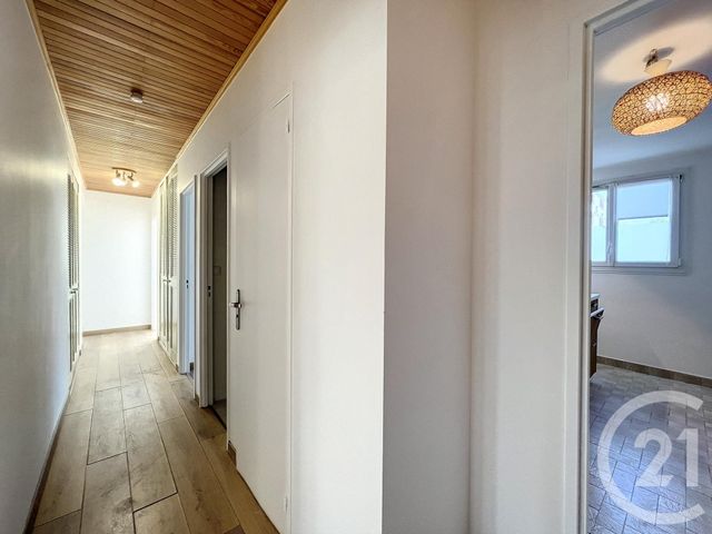 Appartement F4 &agrave; louer - 4 pi&egrave;ces - 81 m2 - Colombes - 92 - ILE-DE-FRANCE