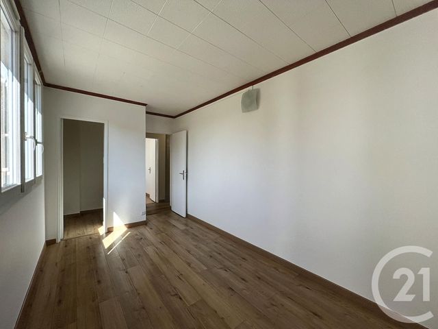 Appartement F4 &agrave; louer - 4 pi&egrave;ces - 81 m2 - Colombes - 92 - ILE-DE-FRANCE