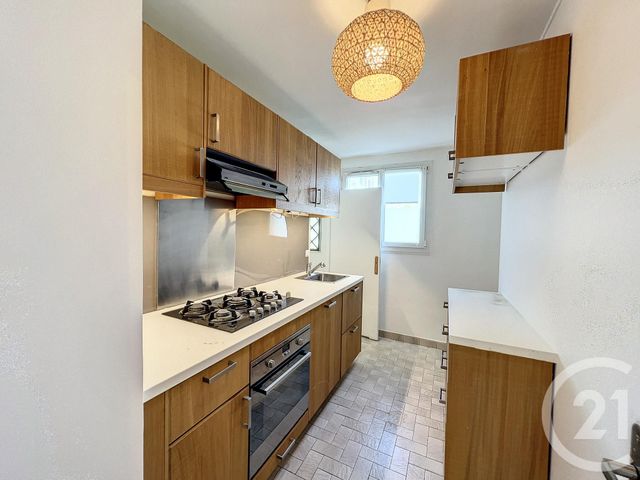 Appartement F4 &agrave; louer - 4 pi&egrave;ces - 81 m2 - Colombes - 92 - ILE-DE-FRANCE