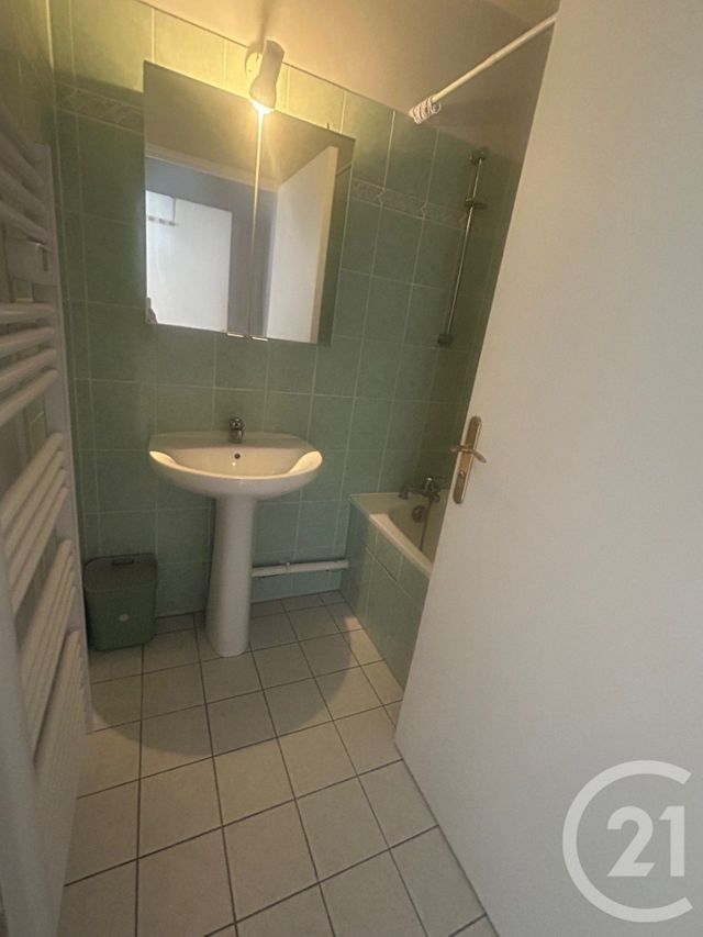 Appartement F1 &agrave; louer - 1 pi&egrave;ce - 29,40 m2 - Colombes - 92 - ILE-DE-FRANCE