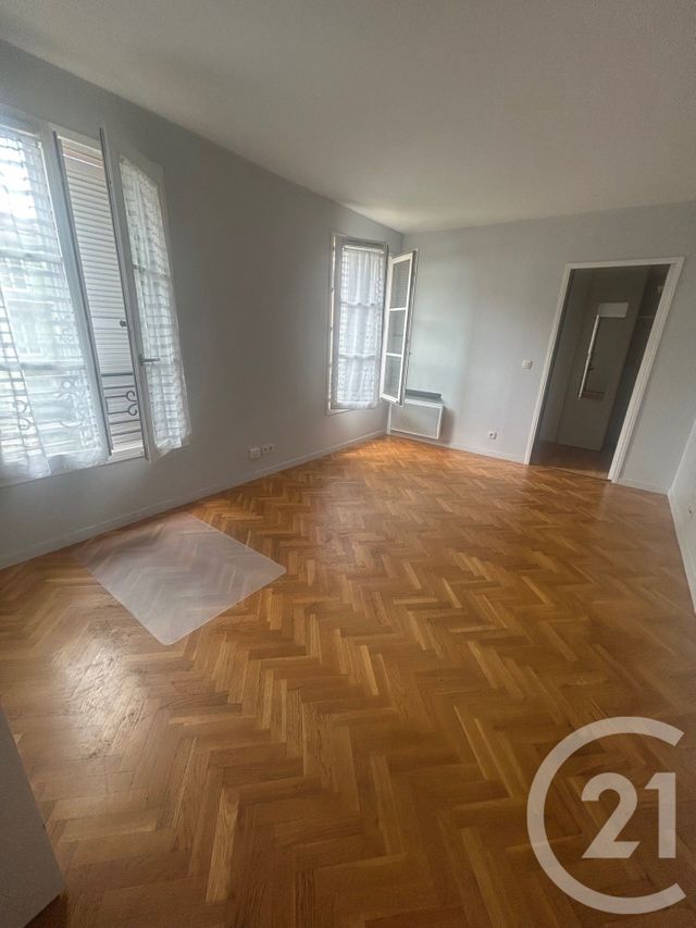 Appartement F1 &agrave; louer - 1 pi&egrave;ce - 29,40 m2 - Colombes - 92 - ILE-DE-FRANCE