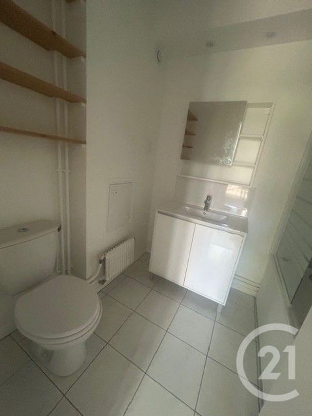Appartement Studio &agrave; louer - 1 pi&egrave;ce - 32,32 m2 - Colombes - 92 - ILE-DE-FRANCE