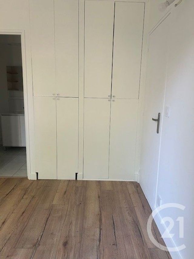 Appartement Studio &agrave; louer - 1 pi&egrave;ce - 32,32 m2 - Colombes - 92 - ILE-DE-FRANCE