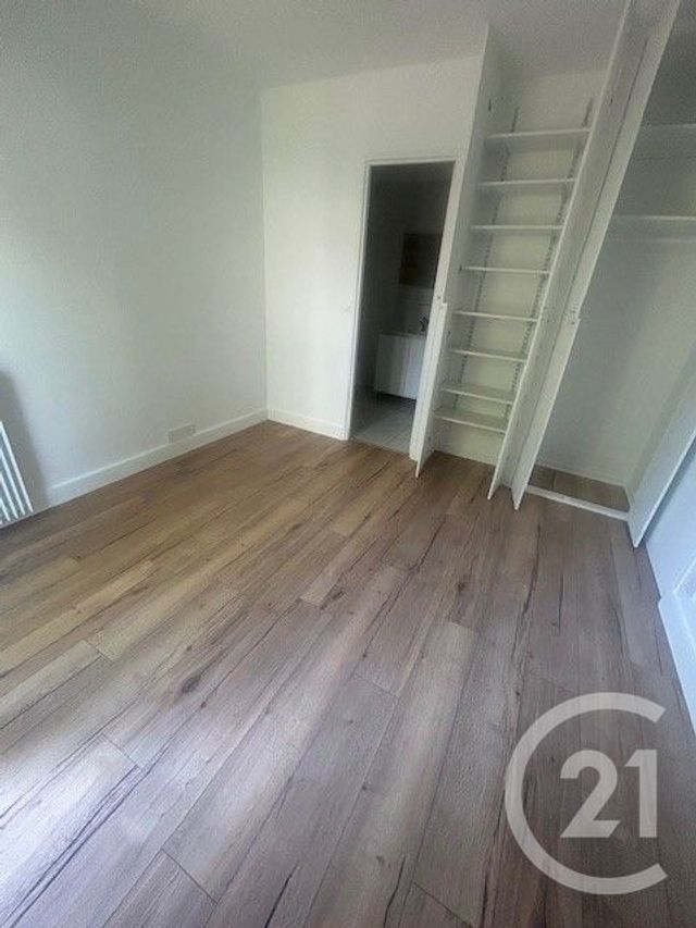 Appartement Studio &agrave; louer - 1 pi&egrave;ce - 32,32 m2 - Colombes - 92 - ILE-DE-FRANCE