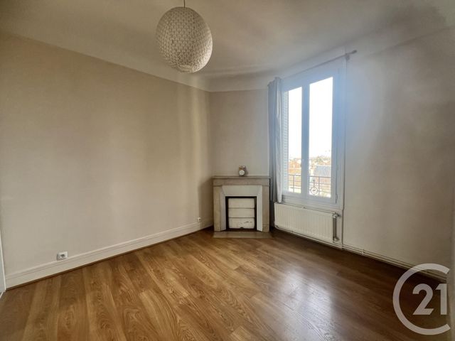 Appartement F2 &agrave; louer - 2 pi&egrave;ces - 35,83 m2 - Colombes - 92 - ILE-DE-FRANCE
