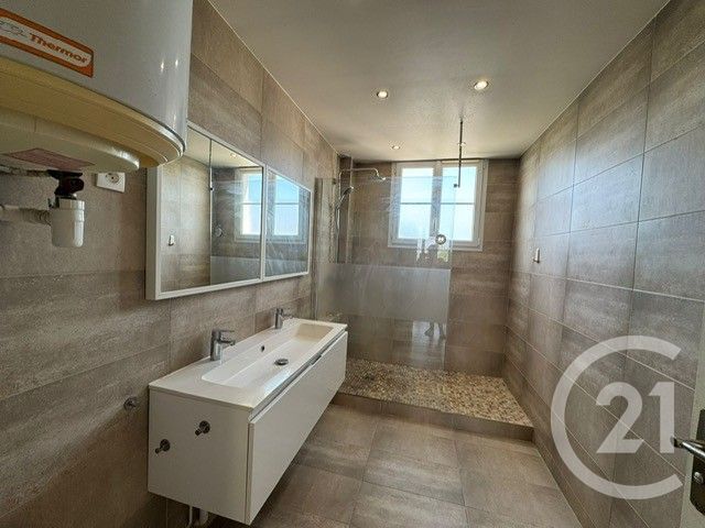 Appartement F3 &agrave; louer - 3 pi&egrave;ces - 72 m2 - Colombes - 92 - ILE-DE-FRANCE