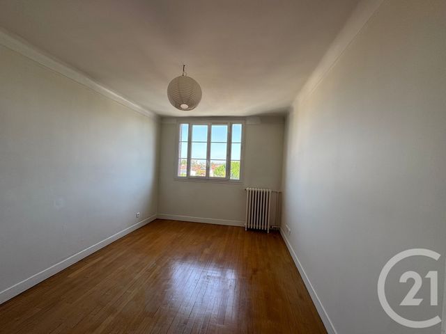 Appartement F3 &agrave; louer - 3 pi&egrave;ces - 72 m2 - Colombes - 92 - ILE-DE-FRANCE