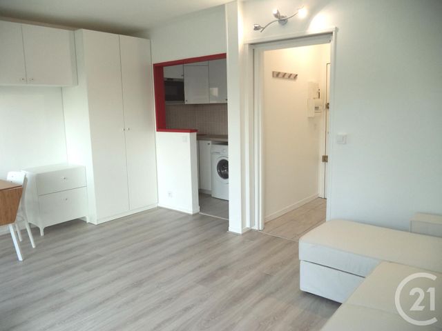 Appartement Studio &agrave; louer - 1 pi&egrave;ce - 24,46 m2 - Colombes - 92 - ILE-DE-FRANCE