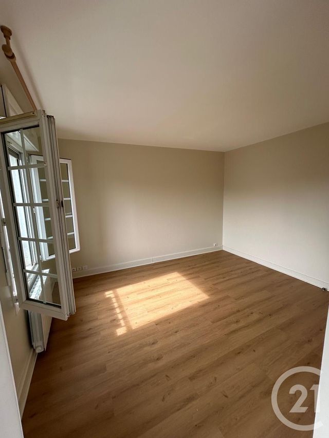 Appartement F1 &agrave; louer - 1 pi&egrave;ce - 24 m2 - Asnieres Sur Seine - 92 - ILE-DE-FRANCE