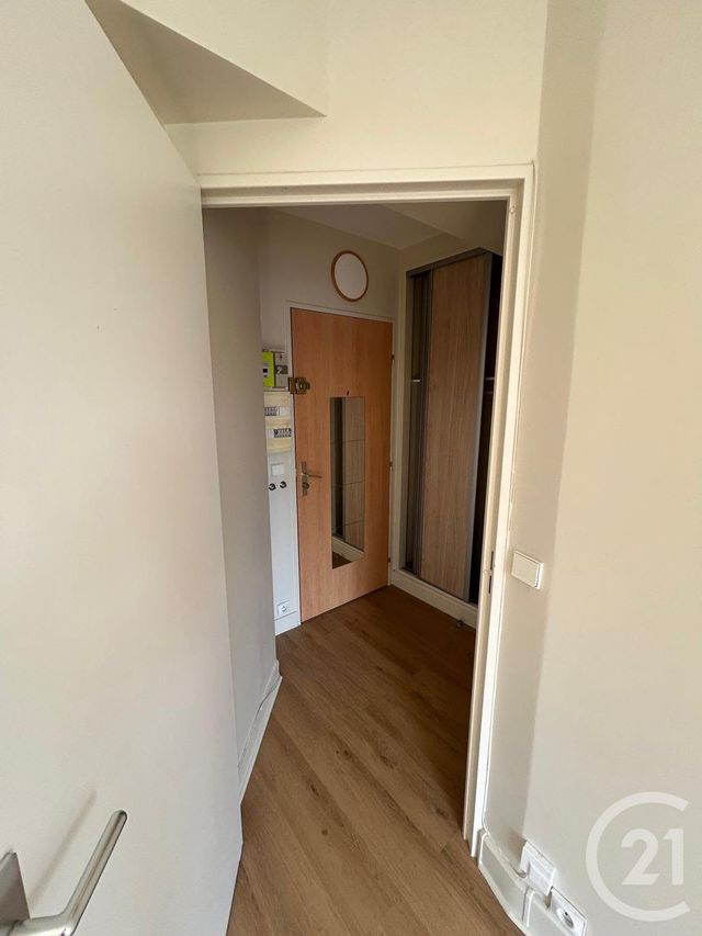 Appartement F1 &agrave; louer - 1 pi&egrave;ce - 24 m2 - Asnieres Sur Seine - 92 - ILE-DE-FRANCE