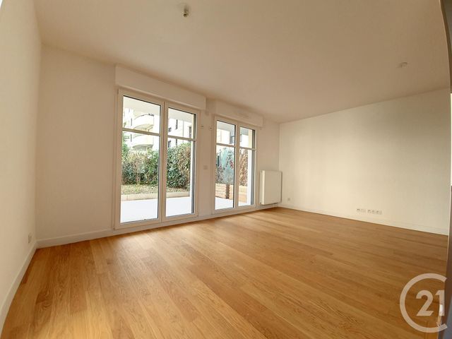 Appartement F4 &agrave; louer - 4 pi&egrave;ces - 84,73 m2 - Puteaux - 92 - ILE-DE-FRANCE