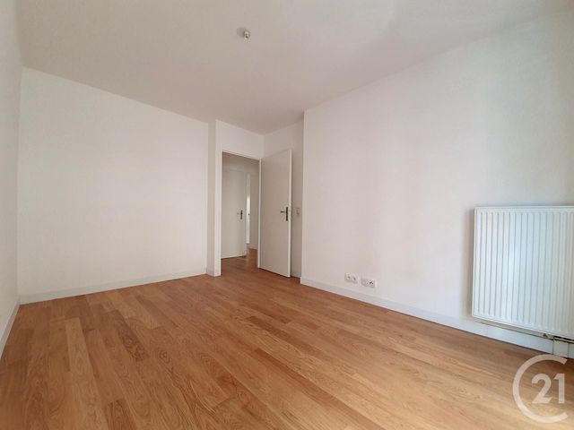 Appartement F4 &agrave; louer - 4 pi&egrave;ces - 84,73 m2 - Puteaux - 92 - ILE-DE-FRANCE