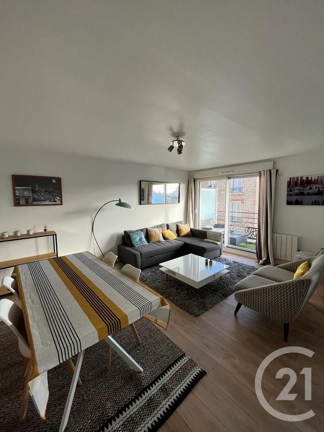 Appartement F3 &agrave; louer - 3 pi&egrave;ces - 67,41 m2 - Colombes - 92 - ILE-DE-FRANCE