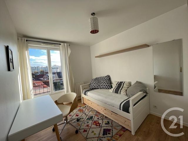 Appartement F3 &agrave; louer - 3 pi&egrave;ces - 67,41 m2 - Colombes - 92 - ILE-DE-FRANCE