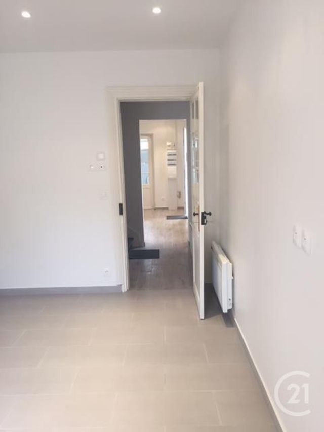 Appartement Duplex &agrave; louer - 3 pi&egrave;ces - 60 m2 - Meriel - 95 - ILE-DE-FRANCE