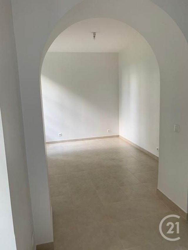 Appartement F1 &agrave; louer - 1 pi&egrave;ce - 23 m2 - L Isle Adam - 95 - ILE-DE-FRANCE