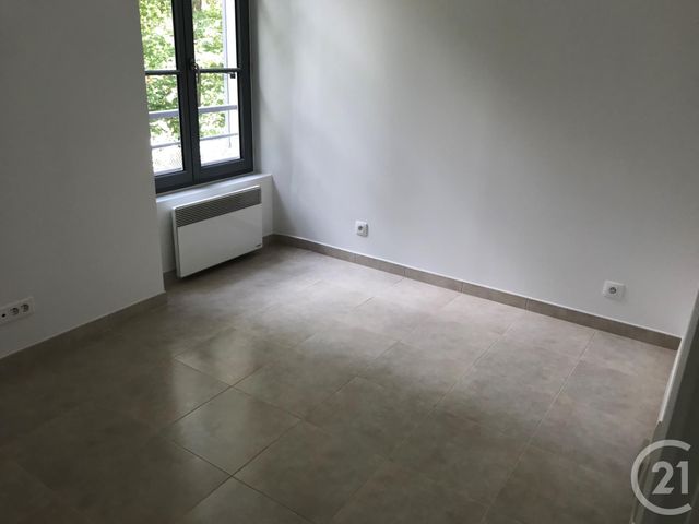 Appartement F1 &agrave; louer - 1 pi&egrave;ce - 23 m2 - L Isle Adam - 95 - ILE-DE-FRANCE