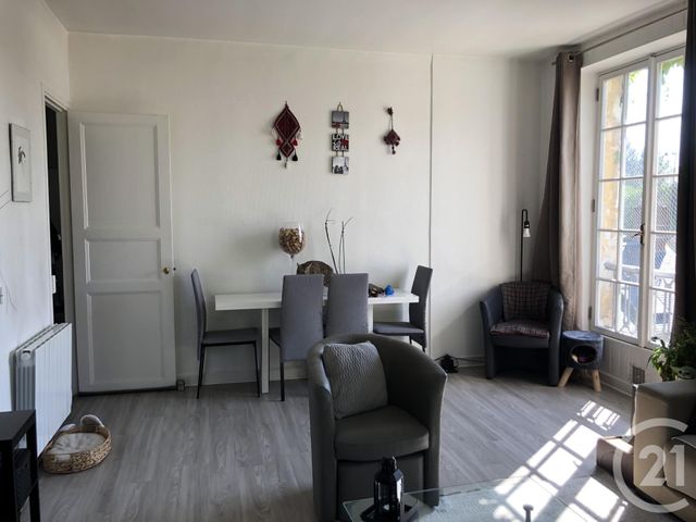 Appartement F3 &agrave; louer - 3 pi&egrave;ces - 67 m2 - Presles - 95 - ILE-DE-FRANCE