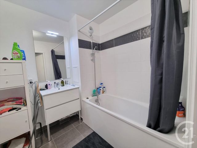 Appartement F2 &agrave; vendre - 2 pi&egrave;ces - 45 m2 - L Isle Adam - 95 - ILE-DE-FRANCE