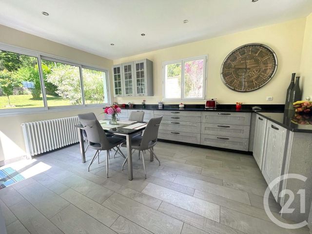 Maison à vendre - 9 pièces - 220,51 m2 - L Isle Adam - 95 - ILE-DE-FRANCE