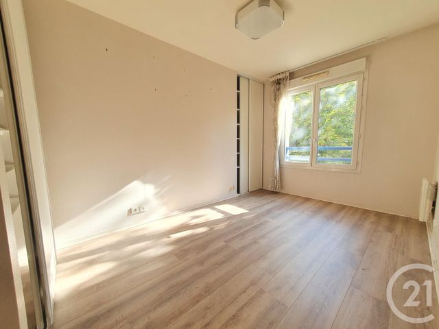 Appartement F3 à vendre - 3 pièces - 77,13 m2 - L Isle Adam - 95 - ILE-DE-FRANCE
