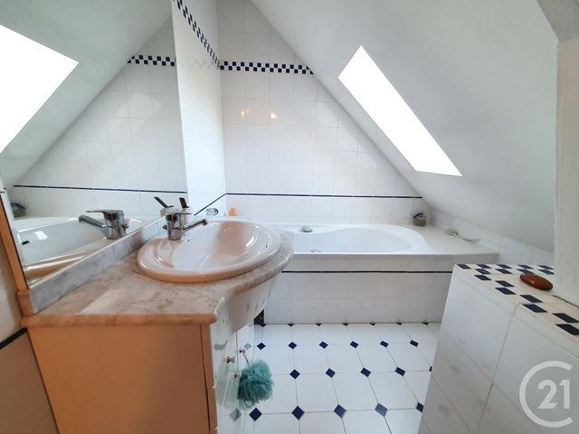 Maison à vendre - 8 pièces - 259,44 m2 - Nesles La Vallee - 95 - ILE-DE-FRANCE