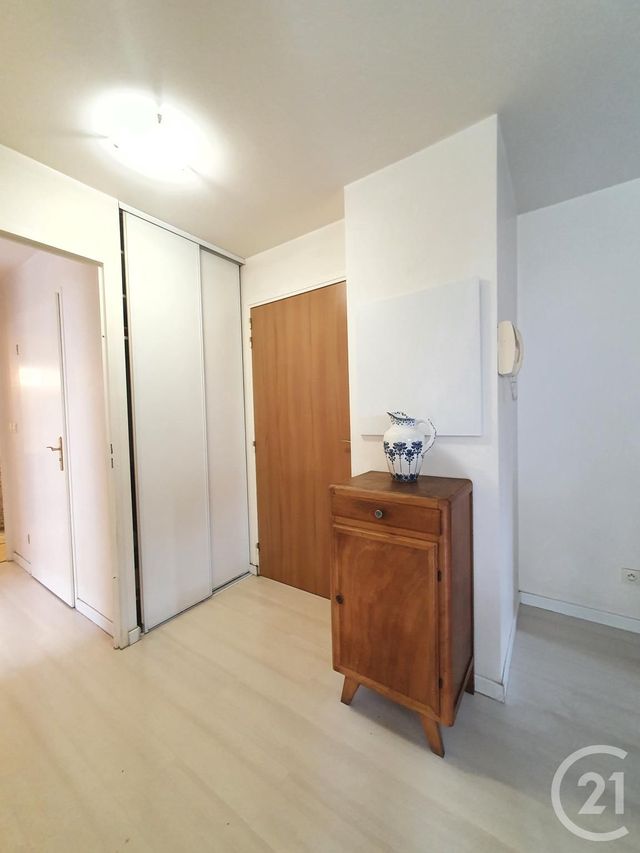 Appartement F3 à vendre - 3 pièces - 63,37 m2 - L Isle Adam - 95 - ILE-DE-FRANCE