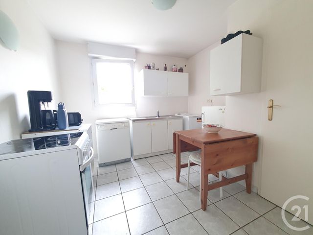 Appartement F3 à vendre - 3 pièces - 63,37 m2 - L Isle Adam - 95 - ILE-DE-FRANCE