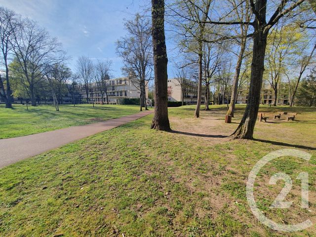 Appartement F4 à vendre - 4 pièces - 80,30 m2 - L Isle Adam - 95 - ILE-DE-FRANCE