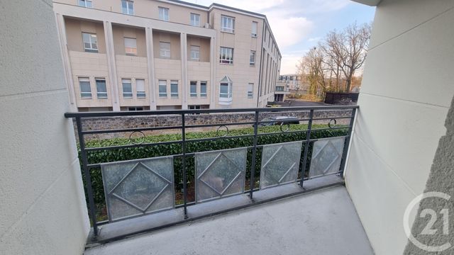 Appartement F2 à vendre - 2 pièces - 42,47 m2 - L Isle Adam - 95 - ILE-DE-FRANCE