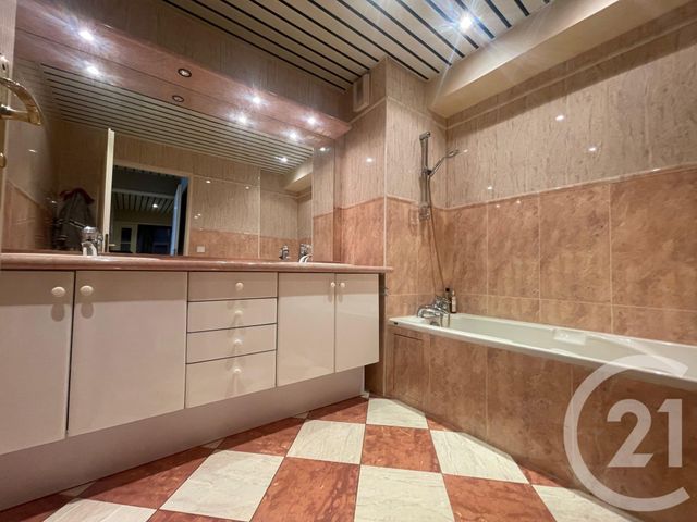 Appartement F5 à vendre - 5 pièces - 117,38 m2 - L Isle Adam - 95 - ILE-DE-FRANCE