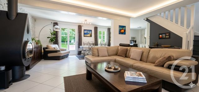 Maison &agrave; vendre - 7 pi&egrave;ces - 120,76 m2 - Frouville - 95 - ILE-DE-FRANCE