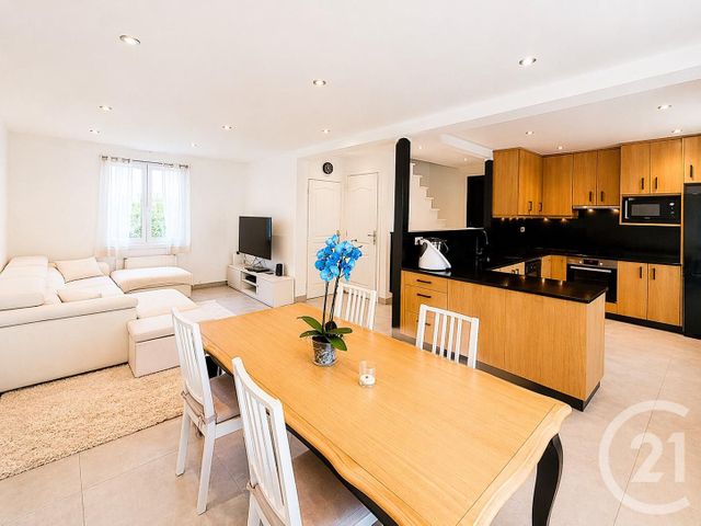 Maison &agrave; vendre - 4 pi&egrave;ces - 84,47 m2 - Ully St Georges - 60 - PICARDIE