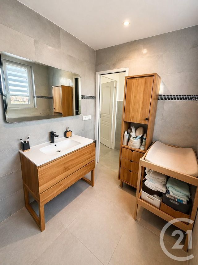 Maison &agrave; vendre - 4 pi&egrave;ces - 84,47 m2 - Ully St Georges - 60 - PICARDIE