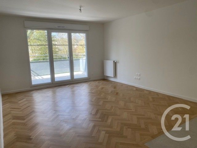 Appartement &agrave; louer - 3 pi&egrave;ces - 63,90 m2 - L Isle Adam - 95 - ILE-DE-FRANCE