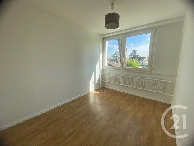 Appartement &agrave; louer - 3 pi&egrave;ces - 57,32 m2 - L Isle Adam - 95 - ILE-DE-FRANCE