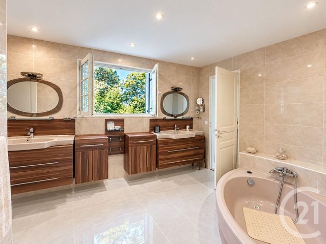 Maison &agrave; vendre - 8 pi&egrave;ces - 282,37 m2 - Nerville La Foret - 95 - ILE-DE-FRANCE