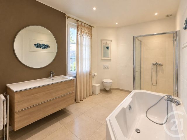 Maison &agrave; vendre - 7 pi&egrave;ces - 230 m2 - Nesles La Vallee - 95 - ILE-DE-FRANCE