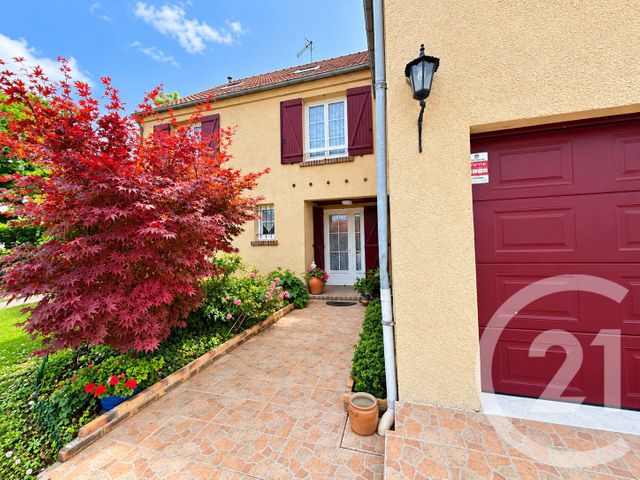 Maison 7 pièces 197 m² · à Champagne-sur-Oise · 197 m² · 440 000 €