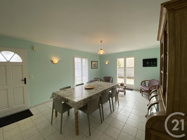 Maison à louer - 4 pièces - 70 m2 - Fouras - 17 - POITOU-CHARENTES