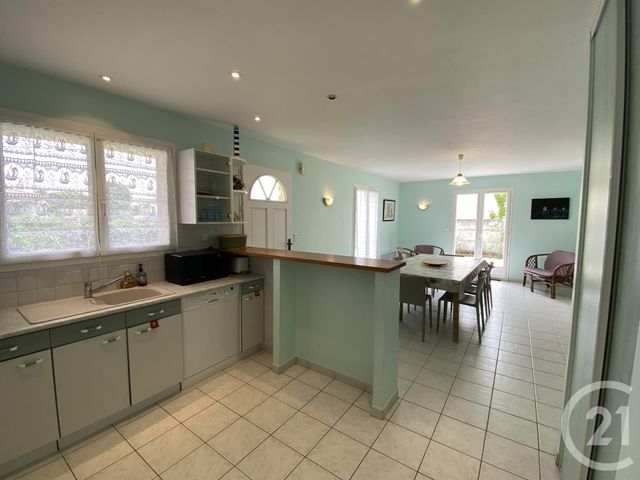 Maison à louer - 4 pièces - 70 m2 - Fouras - 17 - POITOU-CHARENTES