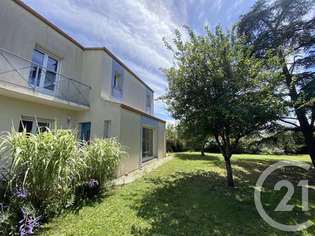 Maison &agrave; louer - 5 pi&egrave;ces - 140 m2 - Fouras - 17 - POITOU-CHARENTES