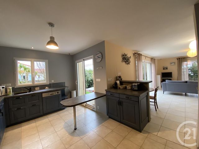 Maison &agrave; louer - 5 pi&egrave;ces - 140 m2 - Fouras - 17 - POITOU-CHARENTES