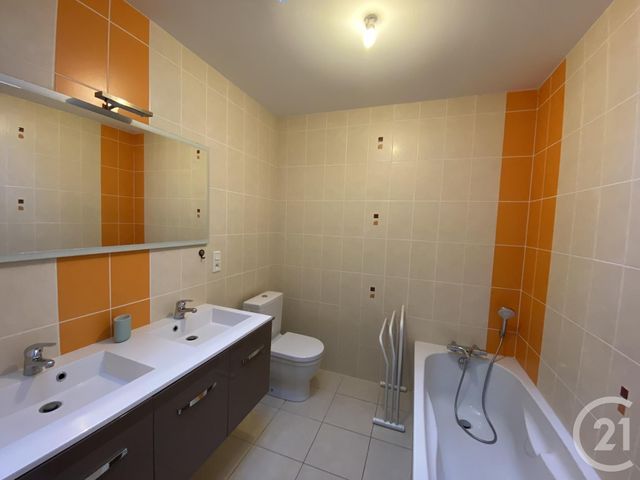 Maison &agrave; louer - 5 pi&egrave;ces - 140 m2 - Fouras - 17 - POITOU-CHARENTES