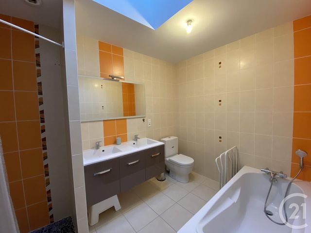 Maison &agrave; louer - 5 pi&egrave;ces - 140 m2 - Fouras - 17 - POITOU-CHARENTES