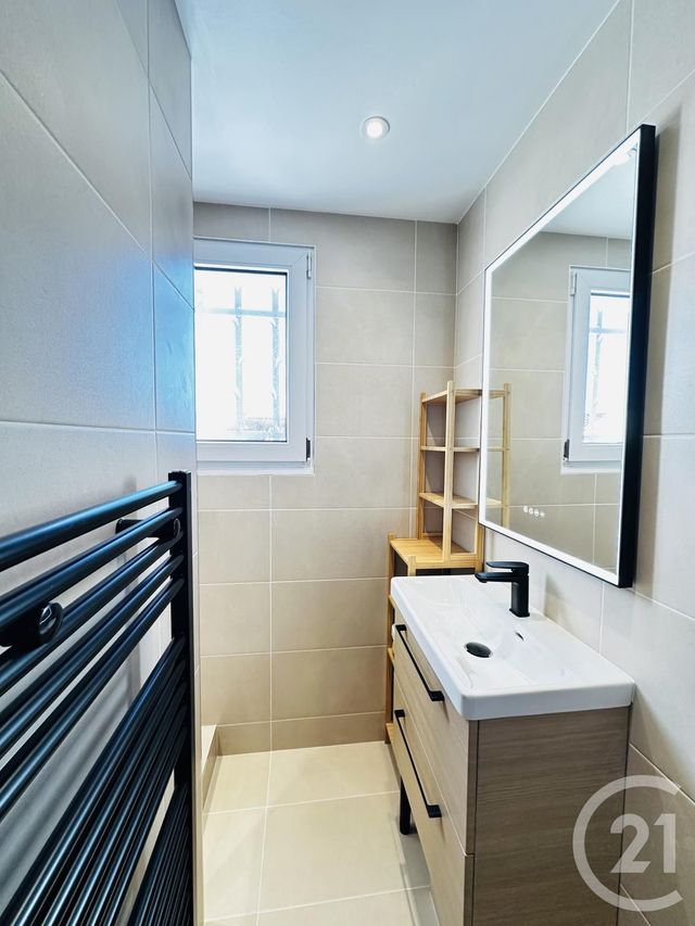 Maison &agrave; louer - 5 pi&egrave;ces - 77 m2 - Fouras - 17 - POITOU-CHARENTES