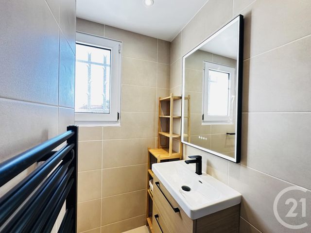 Maison &agrave; louer - 5 pi&egrave;ces - 77 m2 - Fouras - 17 - POITOU-CHARENTES