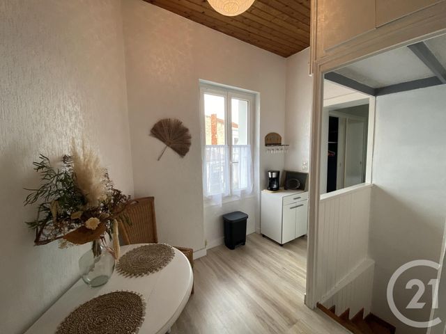 Appartement T2 &agrave; louer - 2 pi&egrave;ces - 32 m2 - Fouras - 17 - POITOU-CHARENTES
